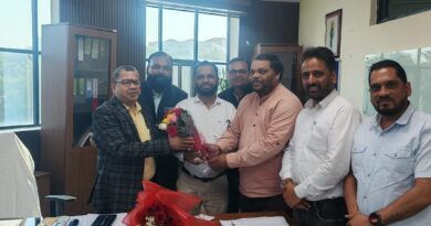 NHM कर्मचारी संघ ने नए स्वास्थ्य संचालक संजीव झा से की सौजन्य भेंट